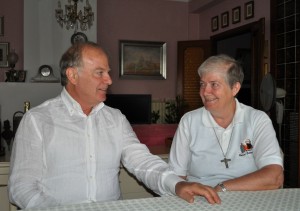 L'Autore del libro, Sergio Andreatta, con Madre Camilla, missionaria comboniana sua sorella